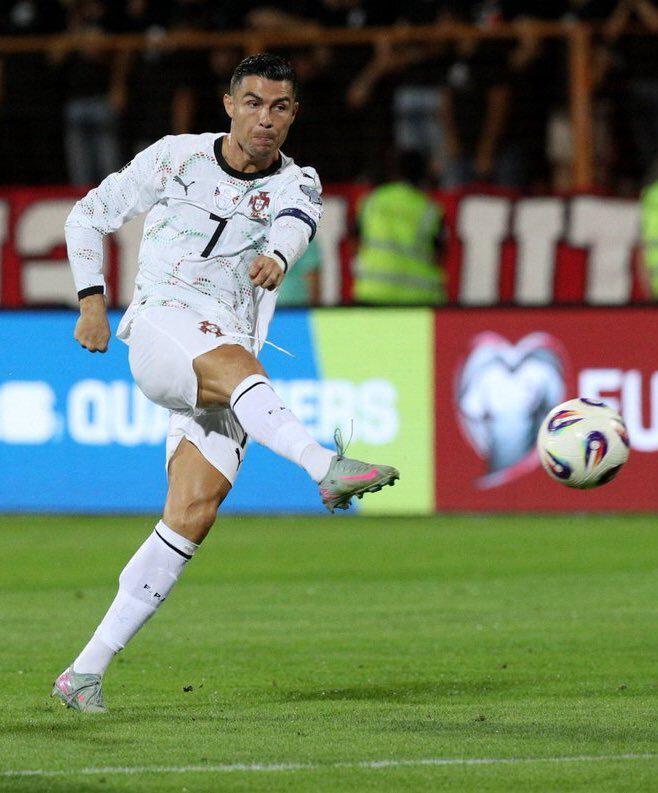 们更高的期, 马尔科 们更高的期, 马尔科