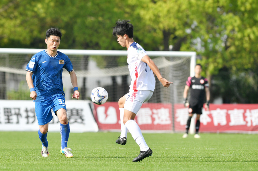 击败武汉聚, 号郑毅飞接 击败武汉聚, 号郑毅飞接