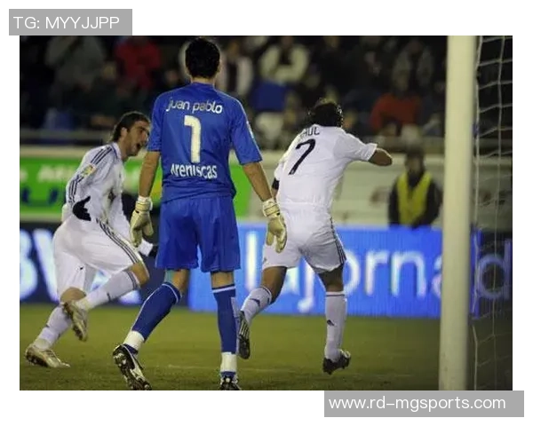 西杯激战瑞欧马加达宏达迎战希洪竞技争夺晋级资格